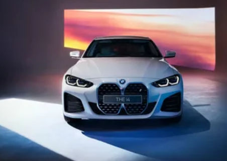 BMW i4 запас хода