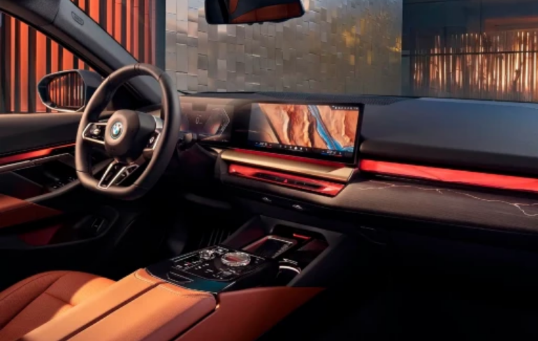 Салон BMW i5 eDrive 35L Luxury